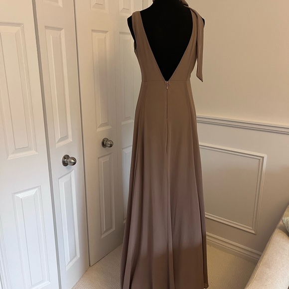 MUMU Jenn Maxi Dress in Dune chiffon Size Large - Picture 3 of 9